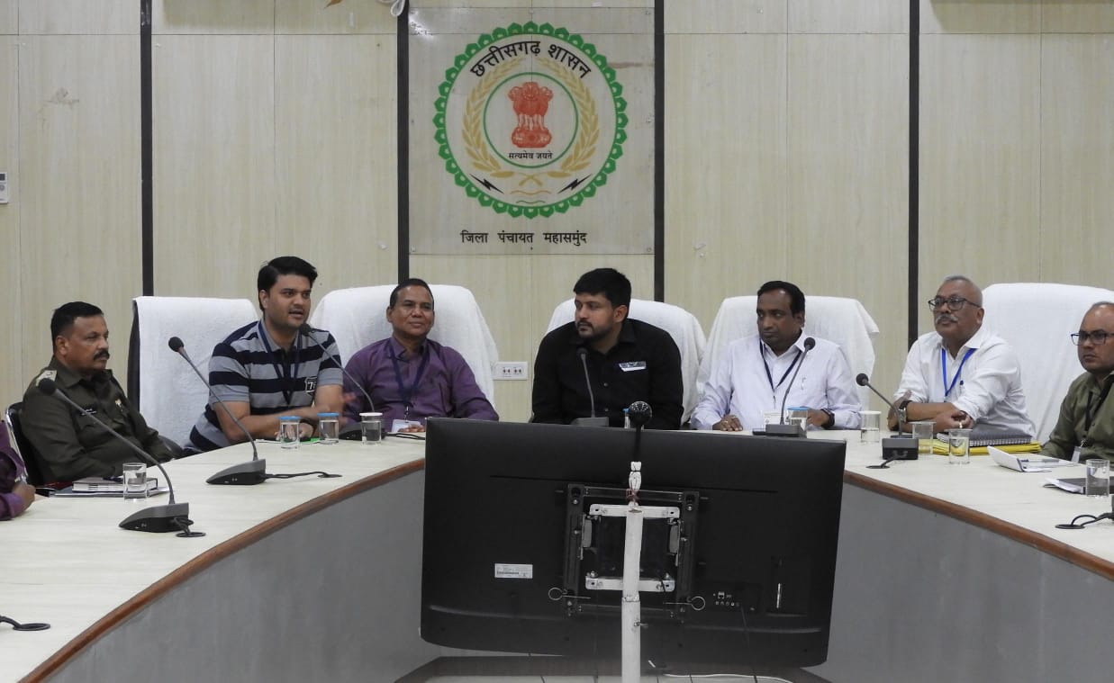 महासमुंद : चारों विधानसभा के लिए नियुक्त मतगणना प्रेक्षक और ... - CG Sandesh