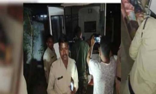 भीषण सड़क हादसा, ट्रक-पिकअप में जोरदार भिड़ंत, हादसे में 11 ... - CG Sandesh