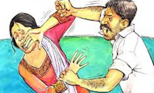 खल्लारी : आंगनबाडी कार्यकर्ता के पति ने आंगनबाडी पहुंचकर की ... - CG Sandesh