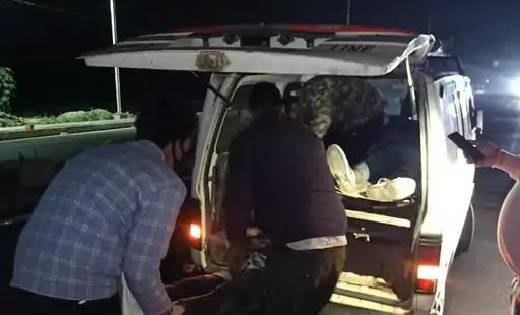 तेज रफ्तार वैन ने सड़क पार कर रही महिलाओं को कुचला, 5 की मौत,... - CG Sandesh