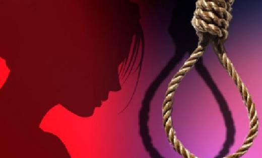 बसना : 20 वर्षीय युवती ने दुपट्टा से लगाई फांसी - CG Sandesh
