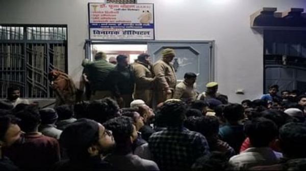 डॉक्टर की क्लीनिक में गोली मारकर हत्या, मरीज बनकर आए थे आरोप... - CG Sandesh