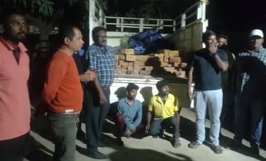  CRIME NEWS : इमारती लकड़ियों के साथ 2 तस्कर गिरफ्तार - CG Sandesh