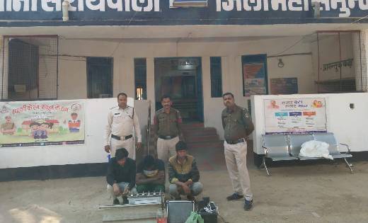 सरायपाली : घर का ताला तोड़कर की थी चोरी, पुलिस ने चोरों को दब... - CG Sandesh