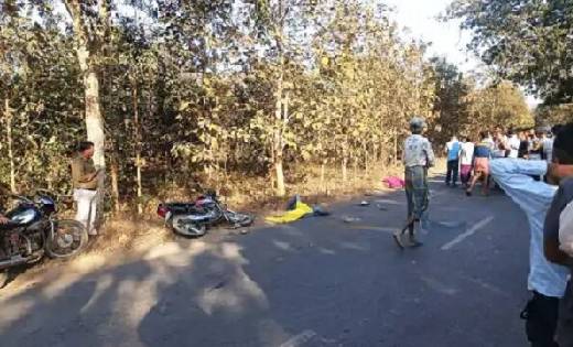 ACCIDENT : तेज रफ्तार वाहन ने बाइक को मारी टक्कर, जीजा-साले ... - CG Sandesh