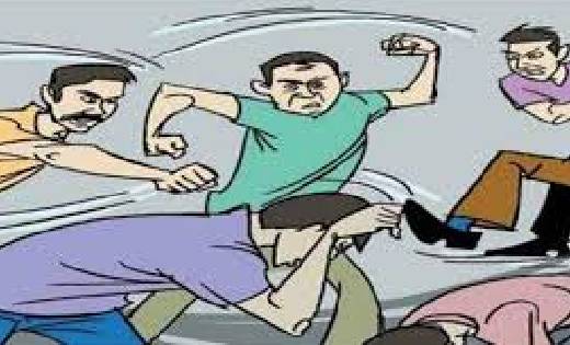 तुमगांव : तबियत ख़राब होने पर तालाब के पचरी में सोया था कोटवार, 4 लोगों ने दारु पीकर सोया है कहकर पीटा