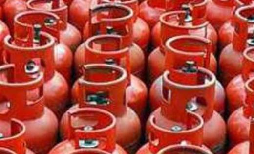 बस करना होगा यह काम , LPG सिलेंडर मिलेगा फ्री - CG Sandesh