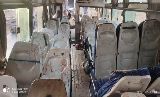 भीषण सड़क हादसा : बाराती बस और ट्रक में भिड़ंत, एक की मौत, 80... - CG Sandesh