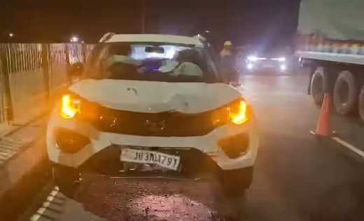 Accident News : बाइक और कार की टक्कर में बाइक सवार की मौत - CG Sandesh