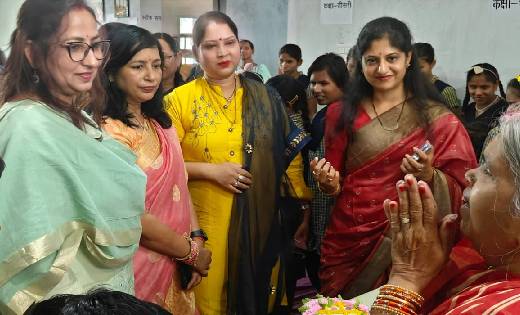 महासमुंद : श्रीमती क्षीरसागर दृष्टिबाधित छात्र-छात्राओं के स... - CG Sandesh
