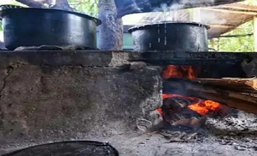 चूल्हे पर पक रहे चावल के गंज में गिरा 5 साल का मासूम, गंभीर ... - CG Sandesh