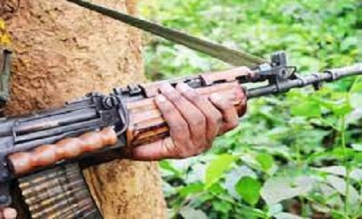 बड़ी खबर : नक्‍सलियों ने किया छह ग्रामीणों का अपहरण, एक को उ... - CG Sandesh