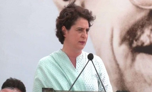 कांग्रेस के सत्याग्रह में प्रियंका गांधी का पीएम मोदी पर हमल... - CG Sandesh