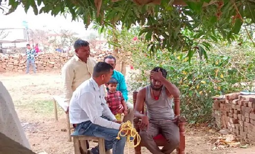गला घोंटकर महिला की हत्या, पति को कॉल कर कहा था- जल्दी घर आ ... - CG Sandesh