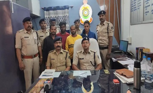 युवक की गला काटकर हत्या, भाई और दोस्त समेत 4 आरोपी गिरफ्तार - CG Sandesh