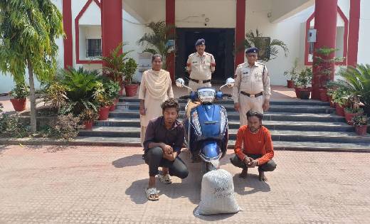 बसना : लाखों के गांजे के साथ मध्यप्रदेश के दो तस्कर गिरफ्तार - CG Sandesh