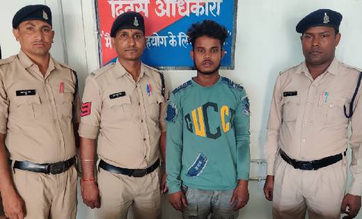 पिथौरा : चाकू लेकर लोगों के साथ गाली गलौज कर डराने वाला गिरफ... - CG Sandesh