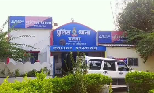पिथौरा : गुड़ेलाभाठा से 3 लीटर महुआ शराब जप्त. - CG Sandesh