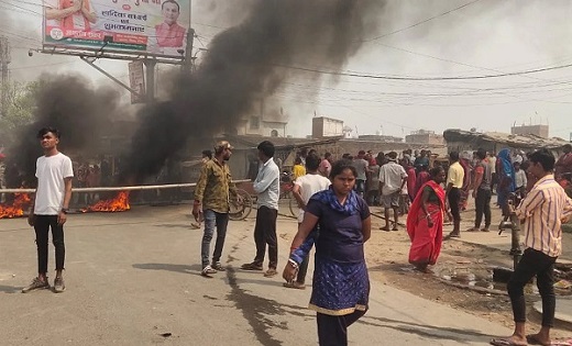 युवक की बेरहमी से हत्या, शरीर को चाकूओं से गोदा; आक्रोशित पर... - CG Sandesh