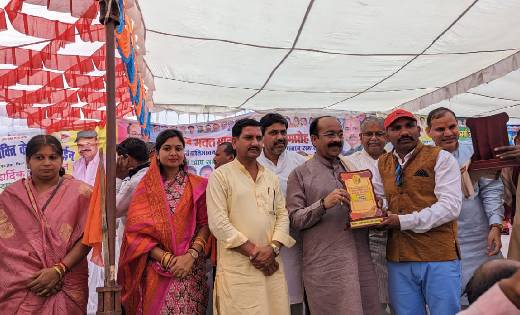 सेवा एवं परोपकार की राह पर चलने के लिए प्रेरित करने वाली तैल... - CG Sandesh