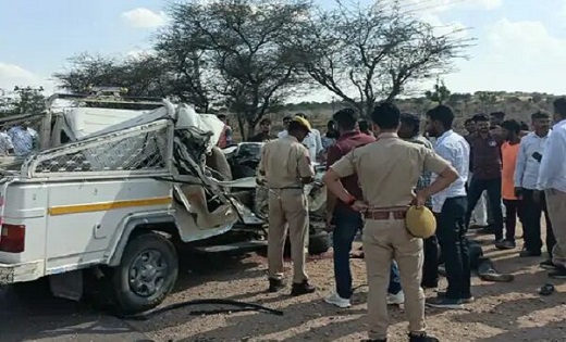 सड़क हादसे में एक ही परिवार के 5 लोगों की मौत, 2 बच्चियां घाय... - CG Sandesh