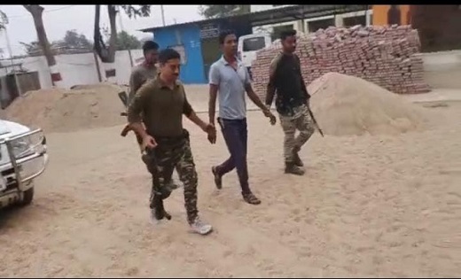 मुखबिरी के शक में नक्सलियों ने युवक को उतारा था मौत के घाट, ... - CG Sandesh