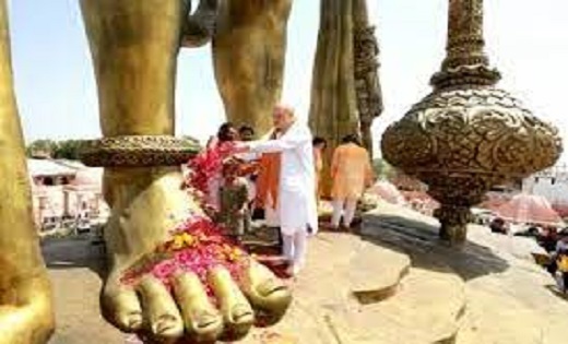 54 फीट ऊंची भगवान हनुमान की मूर्ति का शाह ने गुजरात में किया... - CG Sandesh
