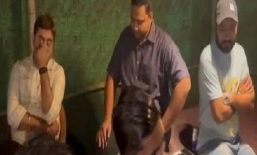  3 महिलाओं सहित 12 रसूखदार हुक्का पीते गिरफ्तार… - CG Sandesh
