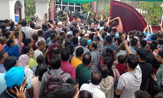 स्कूल में बम होने की खबर से मचा हड़कंप, खाली कराया गया कैंपस - CG Sandesh
