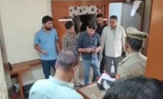 डिप्टी CMO का होटल के कमरे में लटका मिला शव...जांच में जुटी ... - CG Sandesh