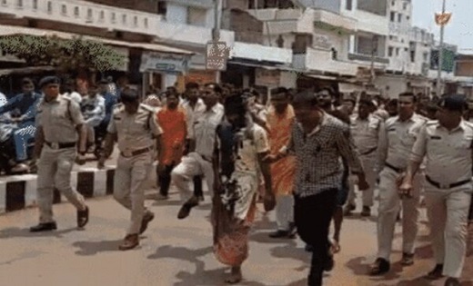 मूर्ति खंडित होने और गर्भ गृह में गंदगी फैलाने से भड़के लोग, ... - CG Sandesh
