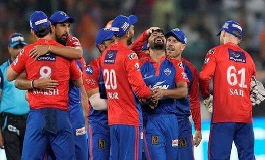 IPL 2023: इस टीम के खिलाड़ी ने महिला के साथ की बदतमीजी, अब ल... - CG Sandesh