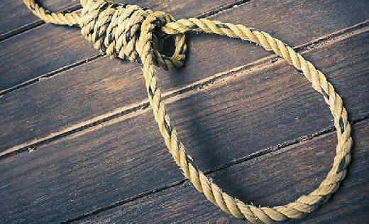 तुमगांव : घर के बाड़ी में फांसी लगाकर दे दी जान