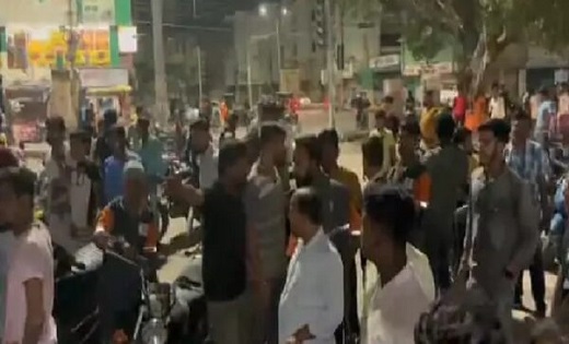 नशे में धुत कार चालक ने युवक को 20 मीटर तक घसीटा, भीड़ ने पीट... - CG Sandesh