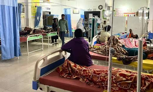 CG : पकौड़े खाने के बाद सगाई में आए मेहमानों की बिगड़ी तबियत - CG Sandesh