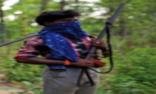 नक्सलियों ने की ग्रामीण की हत्या, गला रेतकर उतारा मौत के घाट - CG Sandesh