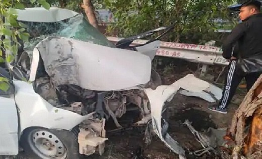 पति-पत्नी और 3 माह के बेटे की मौत...एक्सप्रेसवे पर पेड़ से टक... - CG Sandesh