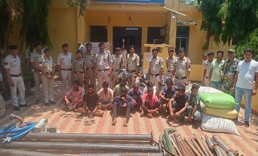  चोरी की 12 घटनाओं का पुलिस ने किया खुलासा, नाबालिग सहित गिर... - CG Sandesh