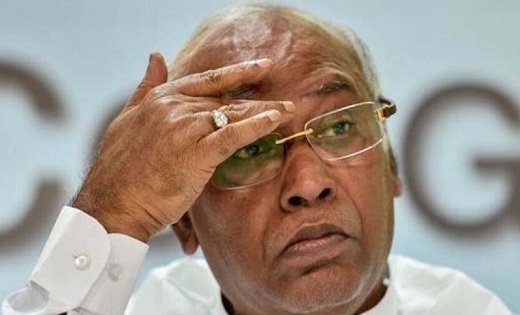 PM मोदी पर आपत्तिजनक टिप्पणी को लेकर Mallikarjun Kharge ने द... - CG Sandesh