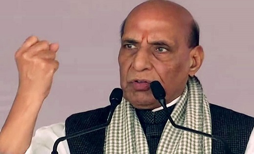 बसना : LIC एजेंट की कार को ट्रक ने मारी ठोकर - CG Sandesh