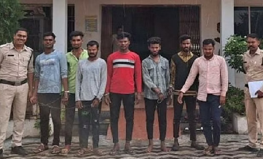 बॉयफ्रेंड के साथ जा रही युवती से लूटपाट कर की छेड़छाड़, 7 लड़के... - CG Sandesh