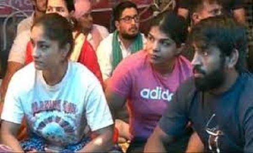 4 एकड़ में लगा पंडाल...पहलवान बेटियों के समर्थन में आज सोनीप... - CG Sandesh