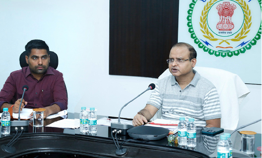 निर्वाचन की प्रशासनिक तैयारियां शुरू - CG Sandesh
