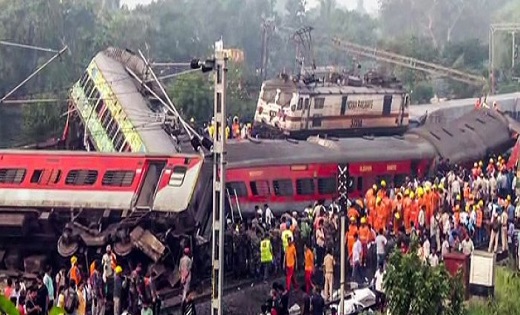  ओडिशा : भीषण ट्रेन हादसे में 288 की मौत, 900 यात्री घायल - CG Sandesh