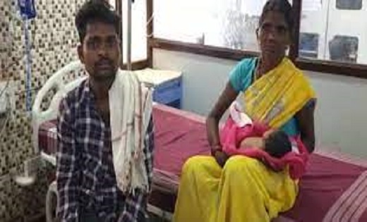 CG : जिला अस्पताल के डॉक्टरों की बड़ी लापरवाही, डिलीवरी के द... - CG Sandesh
