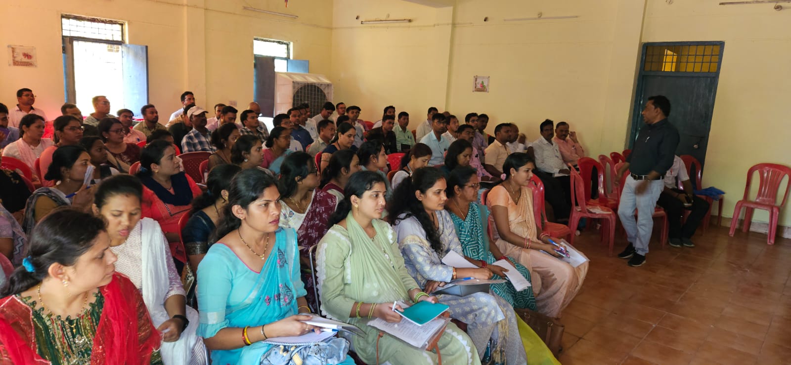 महासमुन्द : जिले के छात्रावास/ आश्रम के अधीक्षकों का दो दिवस... - CG Sandesh