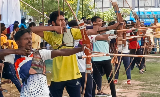 महासमुंद : राष्ट्रीय जनजाति खेल प्रतियोगिता में शामिल होने ज... - CG Sandesh
