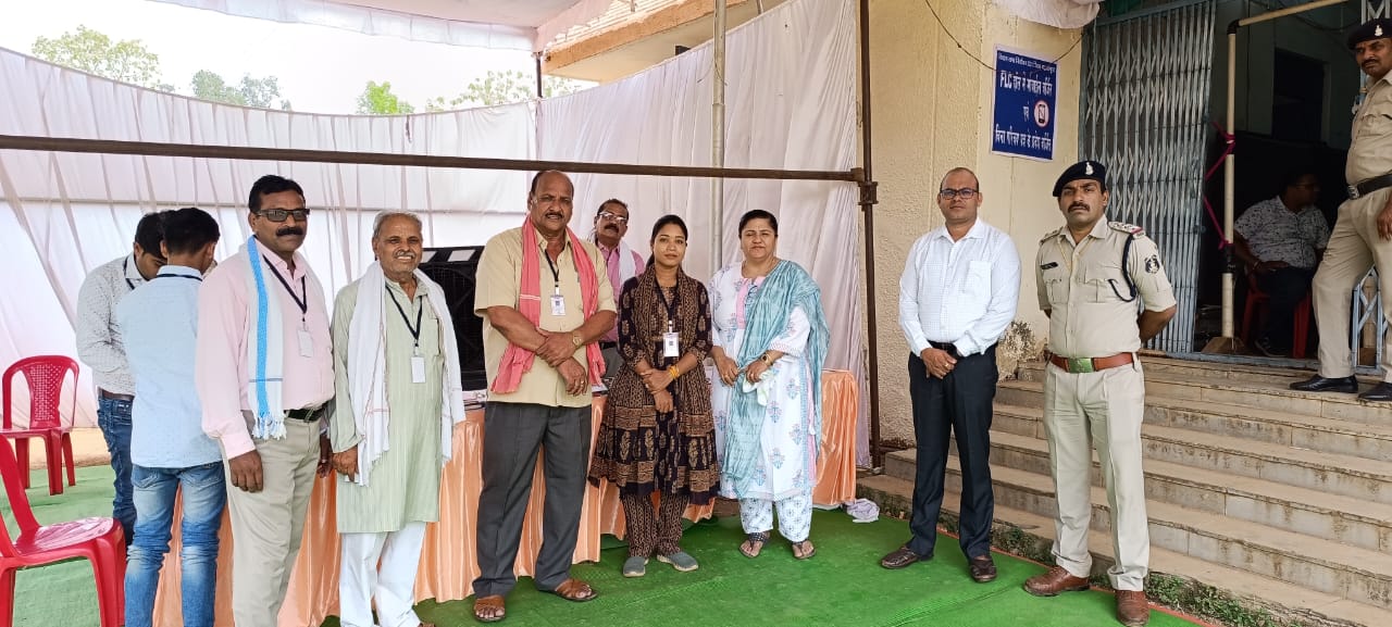 महासमुंद : ईवीएम व्ही. व्ही. पैट का प्रथम स्तरीय जांच प्रारं... - CG Sandesh