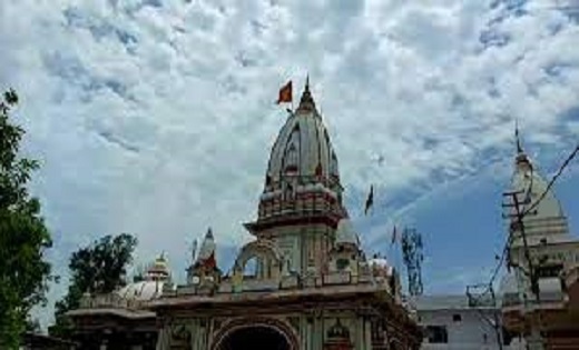छोटे कपड़ों में मंदिर नहीं आ सकेंगी लड़कियां...मंदिरों में प... - CG Sandesh