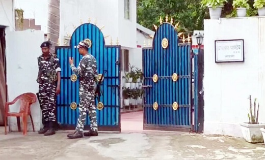 कोरबा निगम कमिश्नर प्रभाकर पांडेय के घर पर ED की दबिश - CG Sandesh